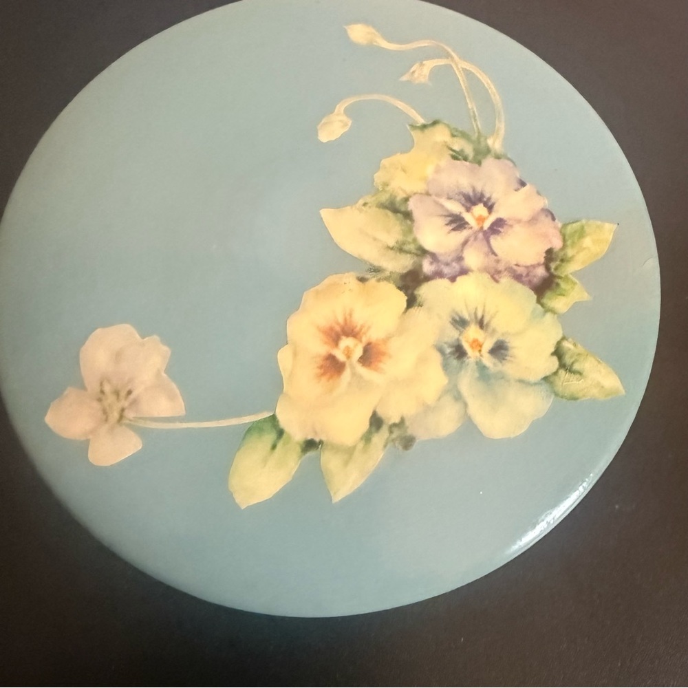 Vintage Floral Hand Painted Trinket ‎ Decorative Box round